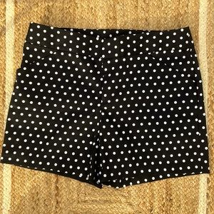 Brand new without tags. Size 6. Black and white polka dot.